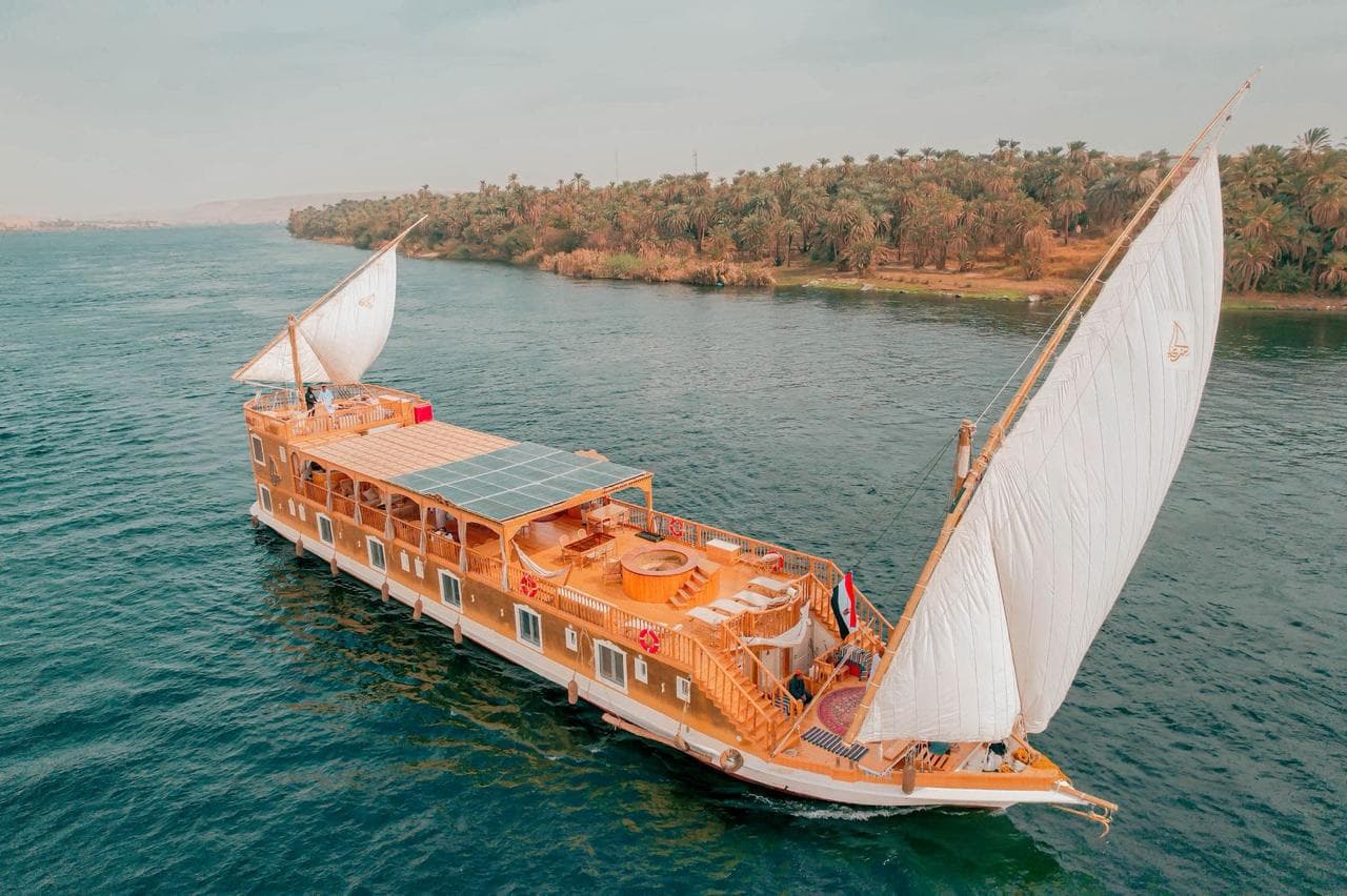 Luxury Nile cruise atmosphere
